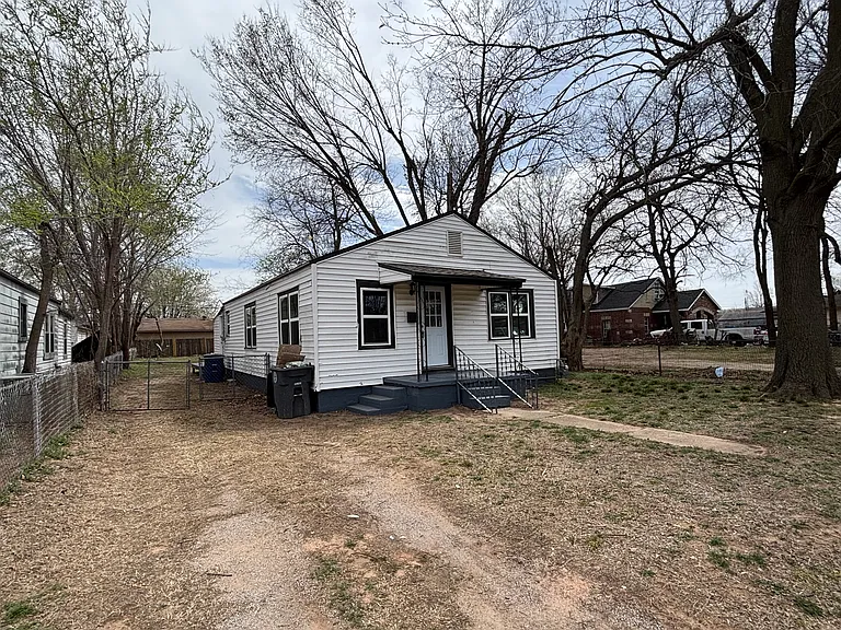 407 S 48th West Ave — Photo 1