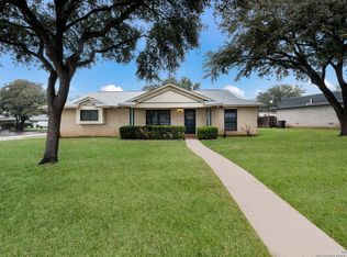 5559 Merkens Dr, San Antonio, TX 78240