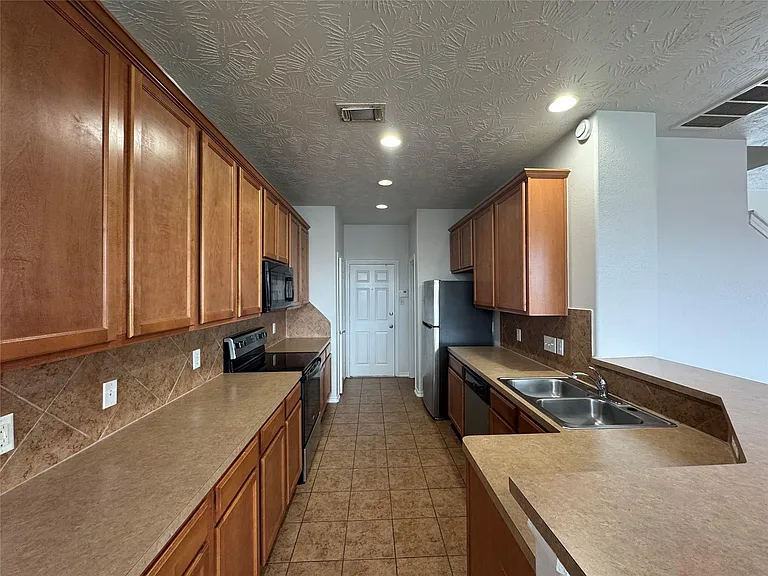 11531 Jacinth Ct — Photo 10