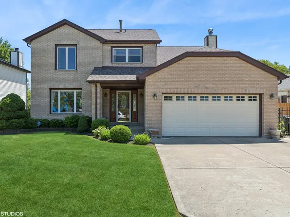 701 Cutter Ln, Elk Grove Village, IL 60007