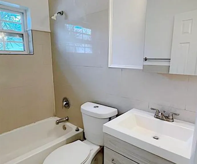 511 SE 2nd Ave #2 — Photo 15