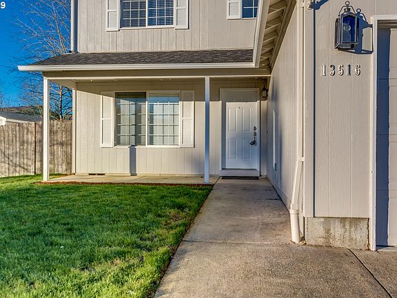 2nd image of 13516 NE 88th Cir