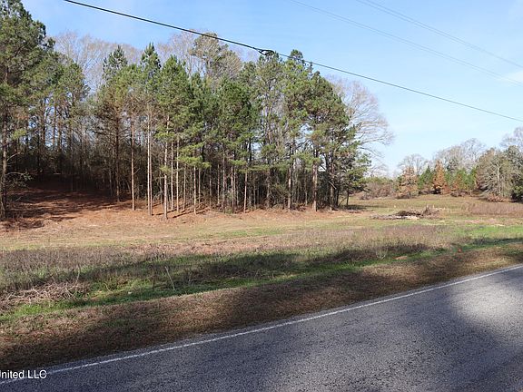 3rd image of 1270 Hilt Fornea Rd