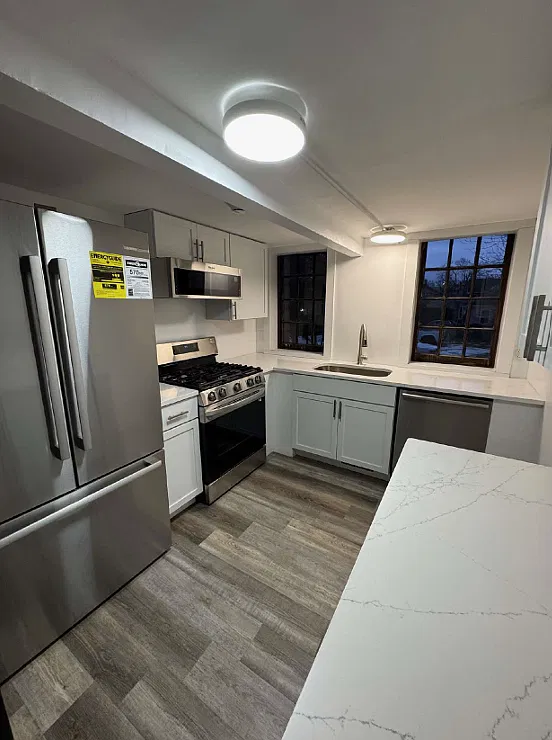 1 bed, 1.5 bath, 900 sqft, $2,100 — Photo 1