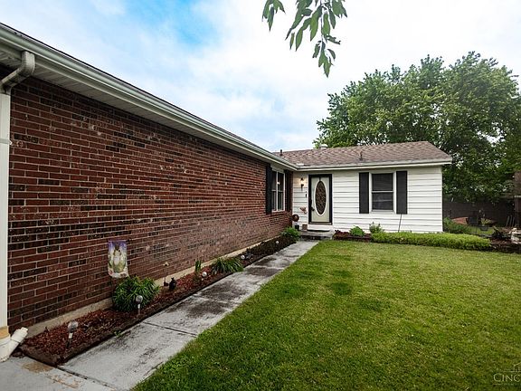 4th image of 8634 Cheshire Ct