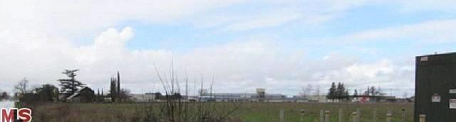 2nd image of 18020 N Highway 88