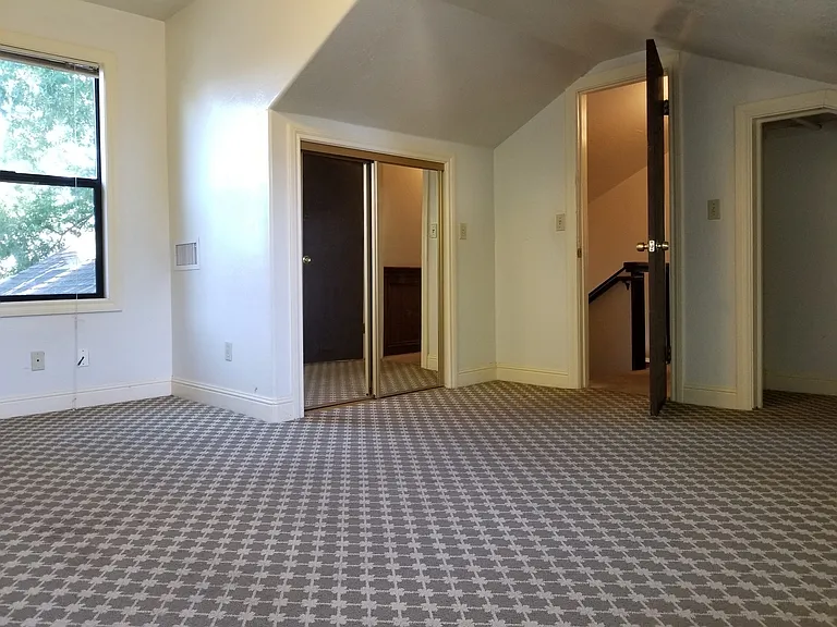 179 E Lincoln Ave — Photo 31