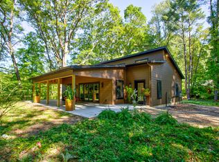 700 N Maple St, Saugatuck, MI 49453