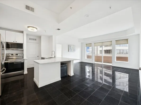 3505 Sage Rd Unit 1106, Houston, TX 77056