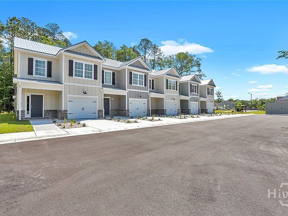 2nd image of 105 Sherwood Ct #2