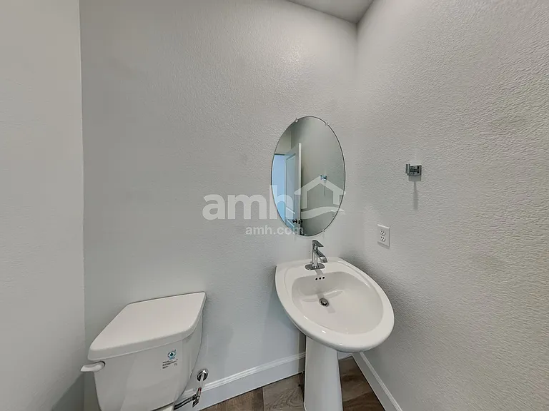 10560 Lagaspi Dr — Photo 7