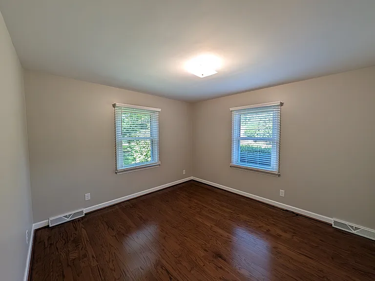 103 Abingdon Cir — Photo 30