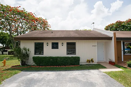 13920 SW 52nd Ln Photo 1 13920 SW 52nd Ln Photo 1