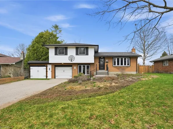 55 Berkley Cres, Norfolk County, ON N3Y 4M7