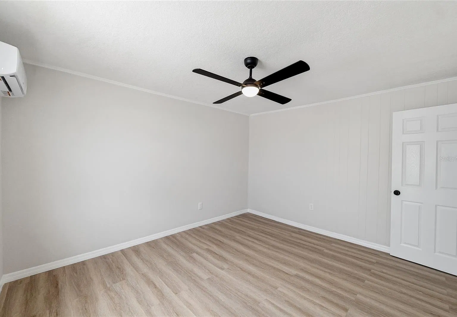 3 bed, 2.0 bath, 1140 sqft, $2,250 — Photo 4