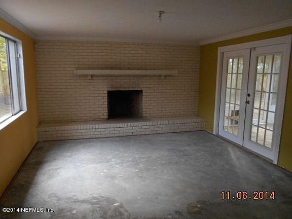 3rd image of 4243 Camellia Cir E