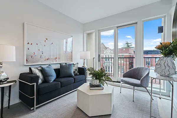 Sold by Daniel Gale Sotheby's International Realty | media 6