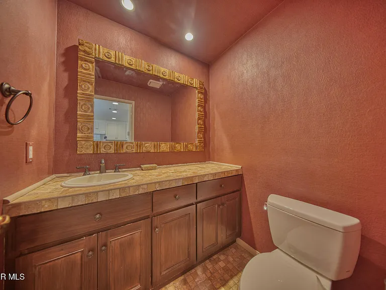 Cherry Creek Cir — Photo 8