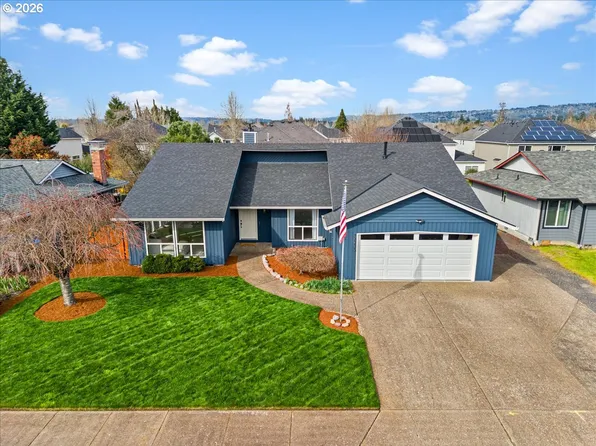 17235 NW Meadow Grass Dr, Beaverton, OR 97006