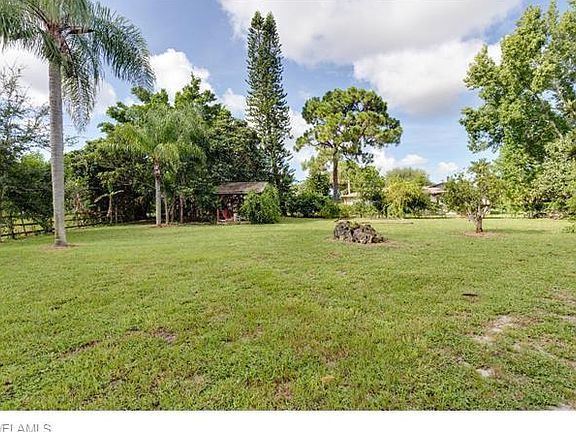 4th image of 4418 Teasdale Dr
