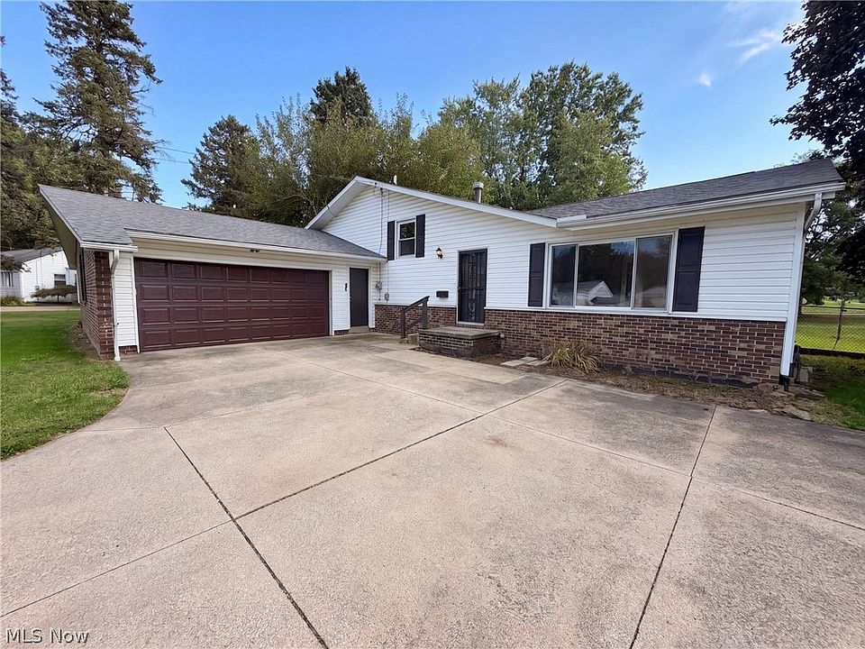 1st image of 1065 Easton Dr