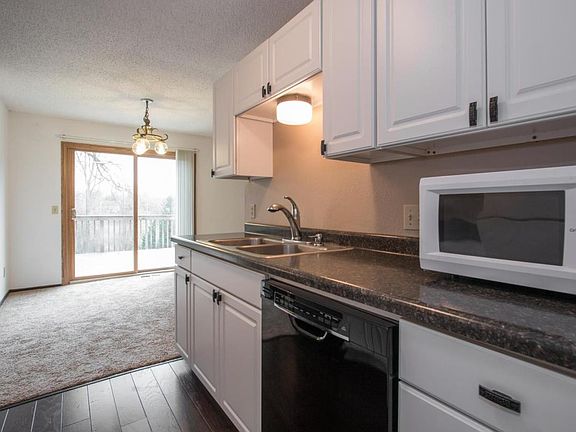 Southern exposure lightens kitchen
