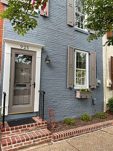 925 Oronoco St Photo 1