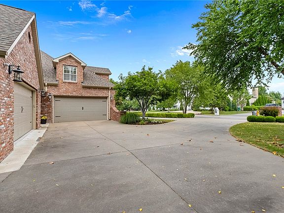 4th image of 4 S Shetland Ln