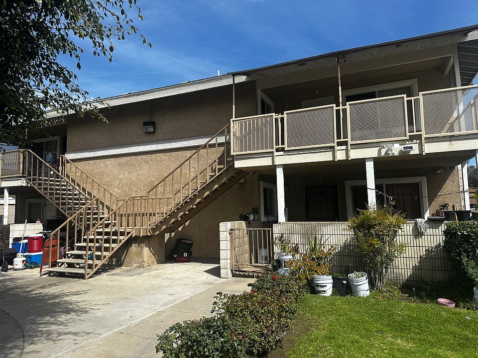 1st image of 2647 E Park Ln