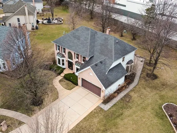 460 Kerri Ct, Schaumburg, IL 60173
