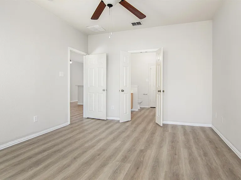 14541 Little Anne Dr — Photo 11