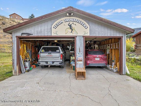 4th image of 10770 S Us Highway 89