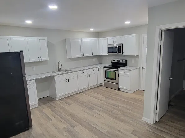 934 Maple St #1, Scranton, PA 18505