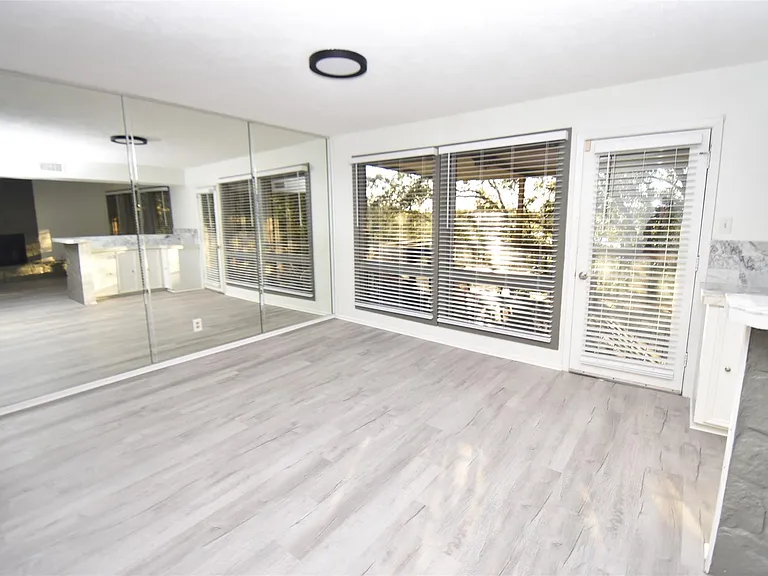 82 Harbor Ln — Photo 6