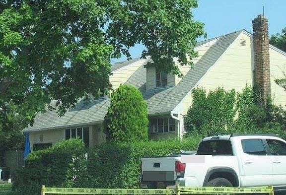 2nd image of 6 Prade Ln
