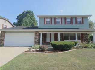 1702 Watford Ln, South Bend, IN 46614