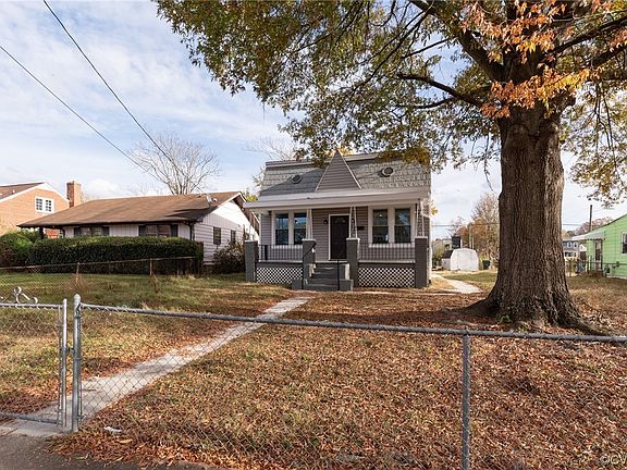 5th image of 1411 N 31st St