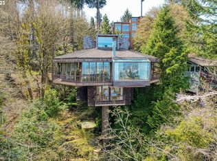 2880 SW Fairmount Blvd, Portland, OR 97239