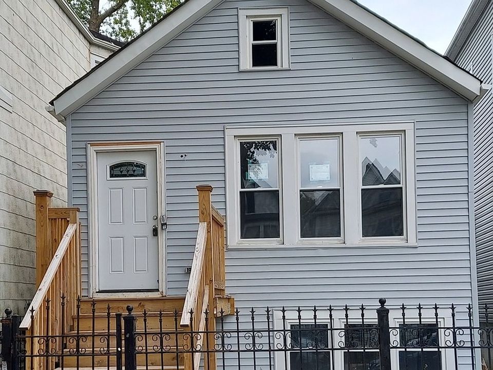 1st image of 1735 N Sawyer Ave