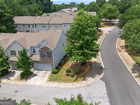 3rd image of 2573 Parkwood Cove Dr