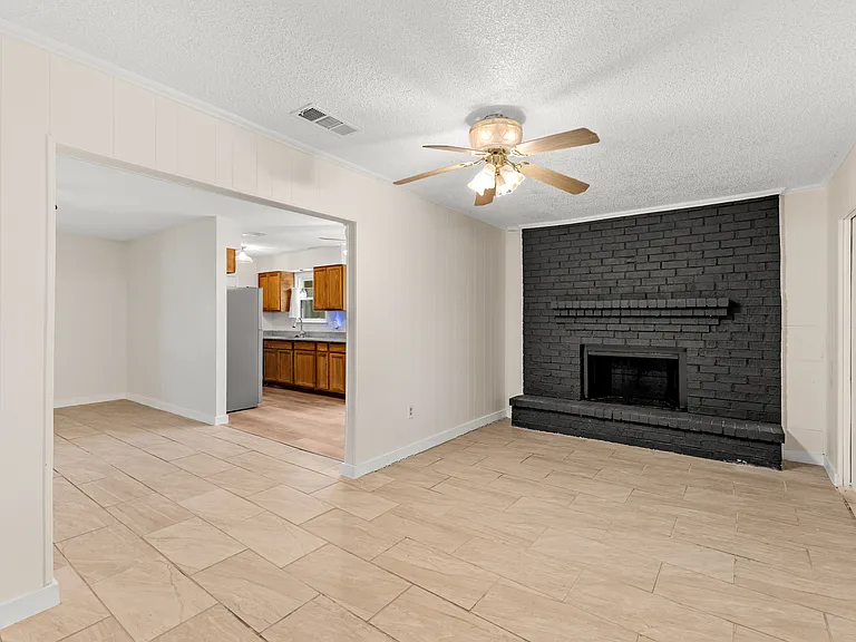 929 Meadow Mead Dr — Photo 9
