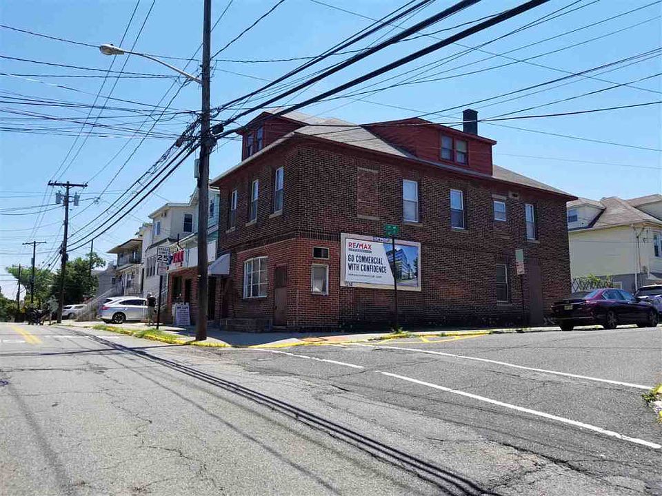 2nd image of 715 76th St