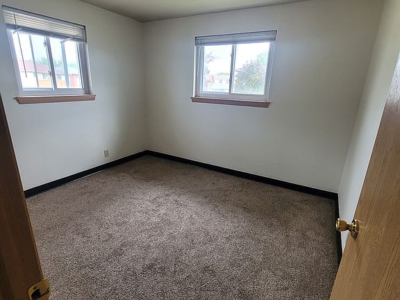 5th image of 9000 W Carmen Ave #4