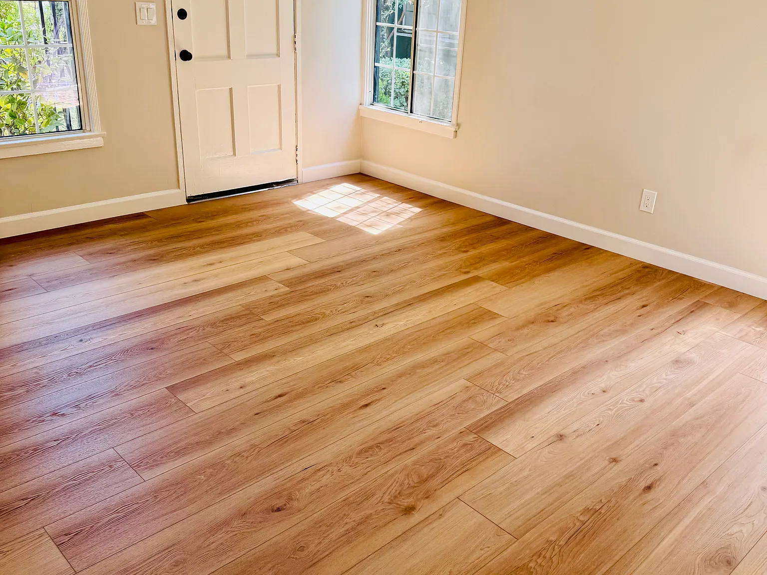 1 bed, $2,095 — Photo 2