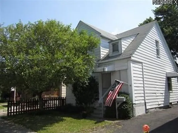 3113 W 100th St, Cleveland, OH 44111
