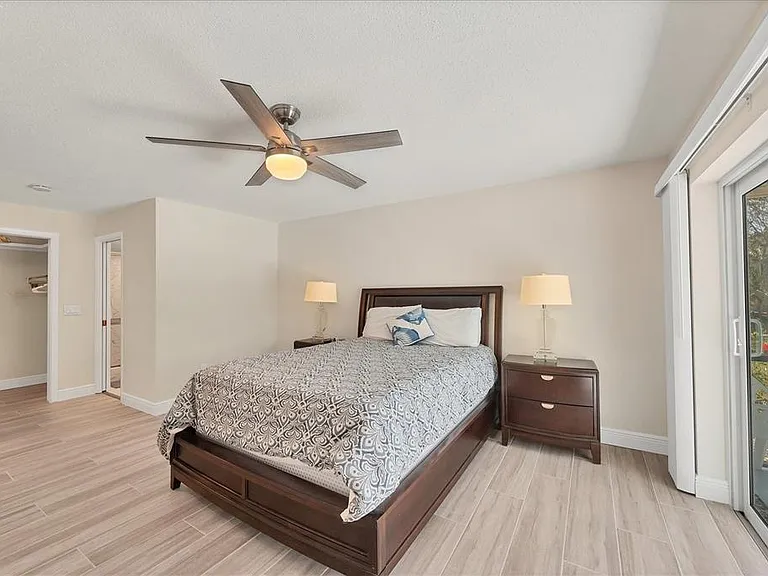 5585 Contento Dr — Photo 9