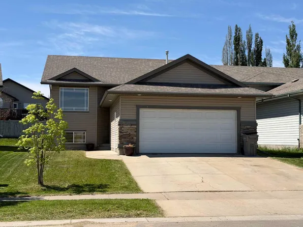 144 Pinnacle Ave, Grande Prairie, AB T8W 0A9