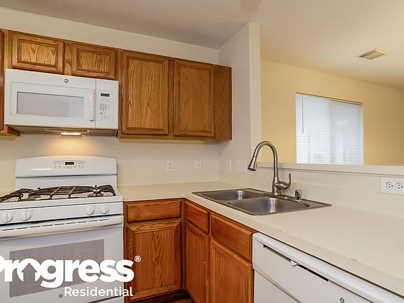 5th image of 26874 Wellington Ct