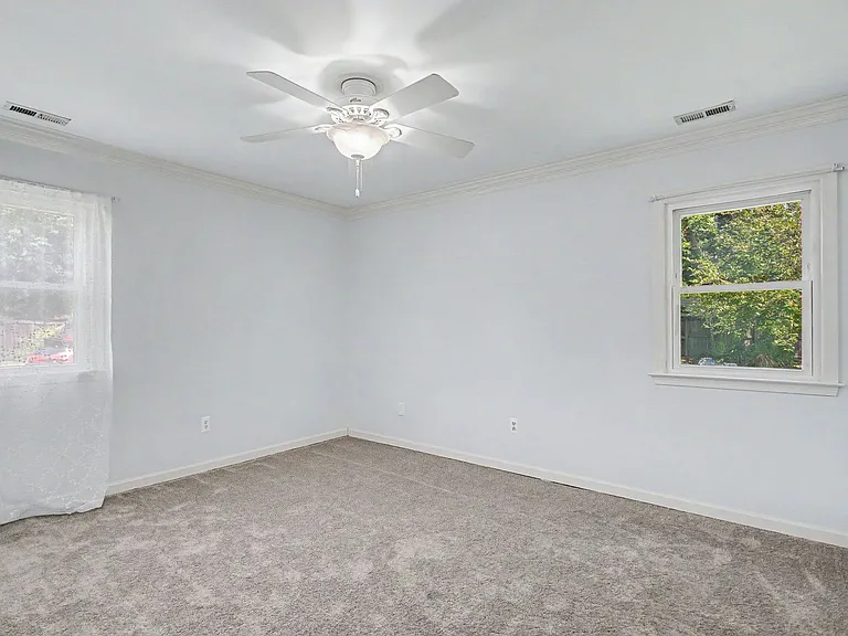 4024 Campbell Rd — Photo 7