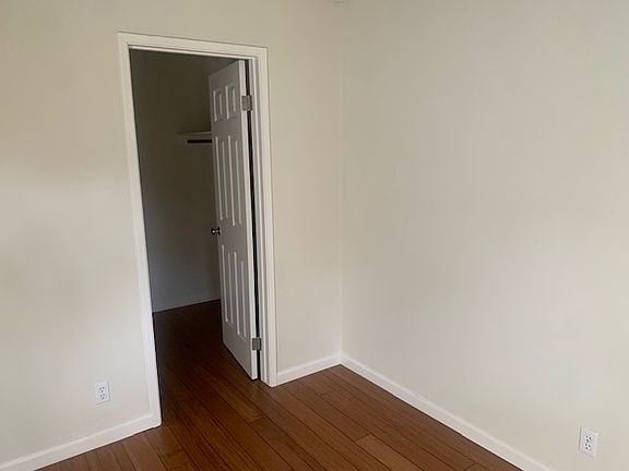 3rd image of 1126 Boardwalk Ave